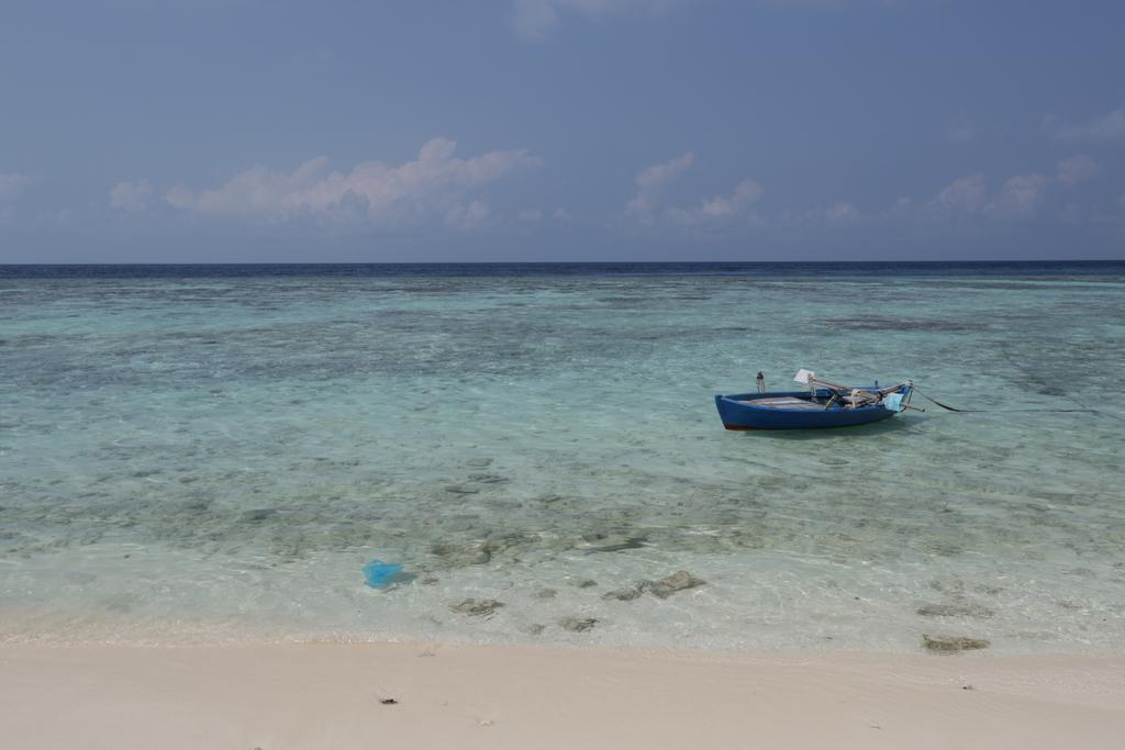 Scuba Inn Omadhoo Exterior foto